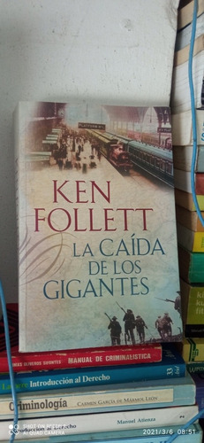 Libro La Caída De Los Gigantes. Ken Follett