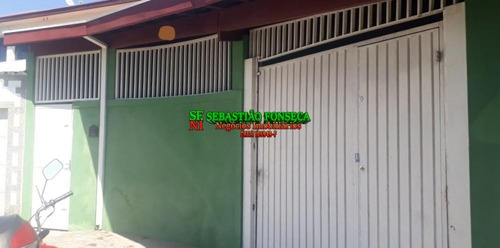 Imagem 1 de 15 de Casa Com 02 Dormitórios E Edícula Nos Fundos No Bairro Campos De São José - 1585