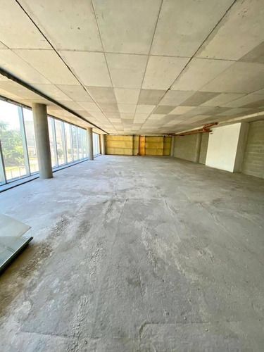Imagen 3 de 16 de Vilanova Office, Haedo
