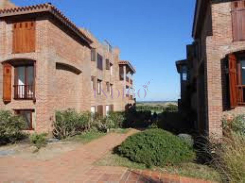 Imagen 17 de 23 de Apartamento En Manantiales, 2 Dormitorios *