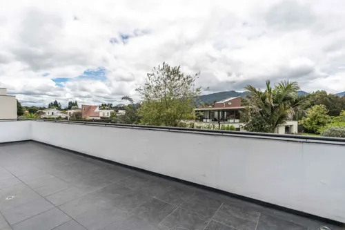 Casa En Arriendo/venta En Guaymaral. Cod V8066