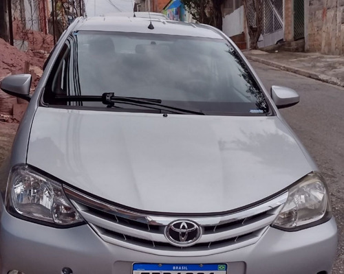 Imagem 9 de 14 de Toyota Etios 2014 1.5 16v Xls 4p