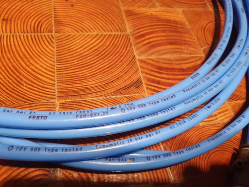 Imagen 2 de 2 de Manguera Azul Poliuretano Neumática Festo De Diámetro 8x1,25
