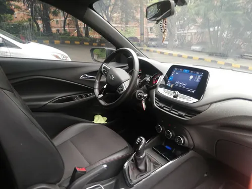 Chevrolet Onix 1.0T Rs Mt