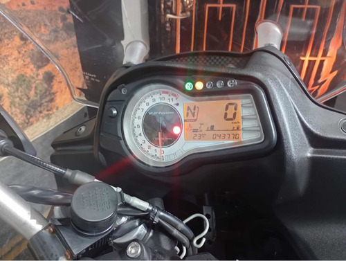 Imagem 10 de 18 de Suzuki V-strom 650 Xt Abs
