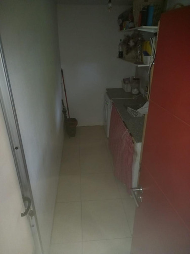 Casa En Venta - 2 Dormitorios 1 Baño - Cochera - 2.008mts2 - Castelli