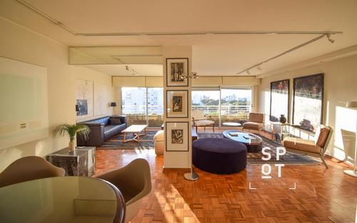 Divino Apartamento, Piso Alto, 3 Dormitorios, Golf, Punta Carretas.
