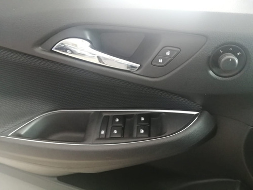 Imagen 6 de 15 de Chevrolet Cruze Ng Ls Tm 2016
