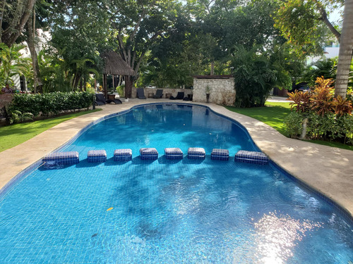 Departamento En Venta En Playa Del Carmen En Selvamar De 2 Niveles Con Beach Club