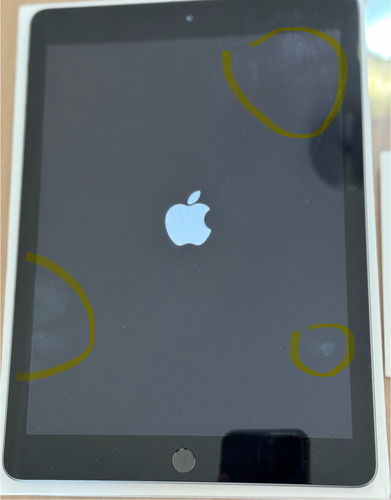 Ipad 6a Geração 32gb - Leia Descrição Antes De Comprar Prateado (Usado)
