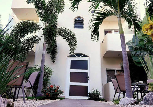 Hotel En Operación, A Unos Minutos De La Playa, En Venta Pla