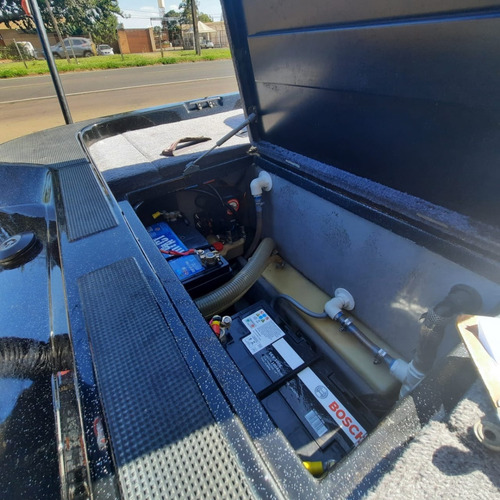 Bass Boat Quest 268 Com Mercury 200hp V6 Pro Xs Optimax 2016