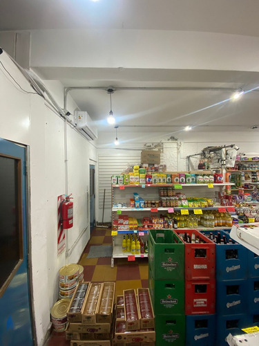Venta Deposito+local+casa-isidro Casanova-permuta