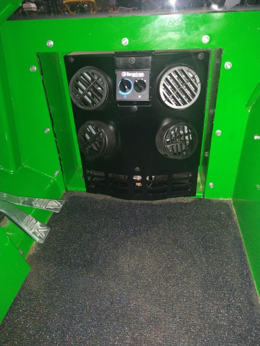 Imagen 6 de 7 de Barredora Industrial Cabinacerrada Broce Modelo Bw260
