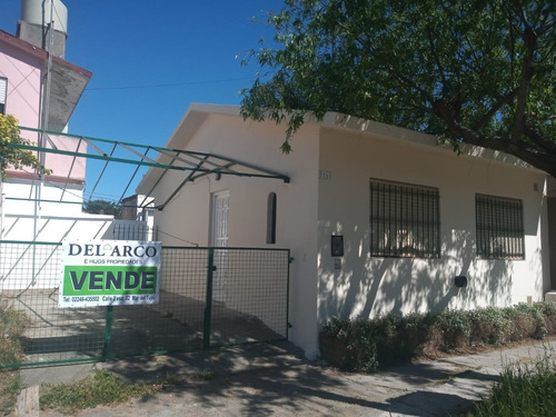 Imagen 2 de 12 de Chalet Amoblado Sobre Calle 2 N° 8295 Mar Del Tuyu