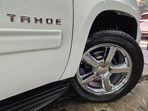 Chevrolet Tahoe E Suv Piel Cd 2a Fila Asientos 4x4 At