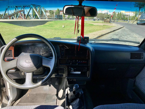 Toyota Hilux 2.8 D/cab 4x4 Millenium Sport E/lim 1999