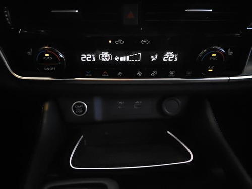 Nissan X-Trail 2.5 Platinum Plus 2 Filas At
