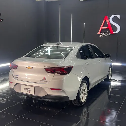 Chevrolet Onix 1.0T Premier Sedan At