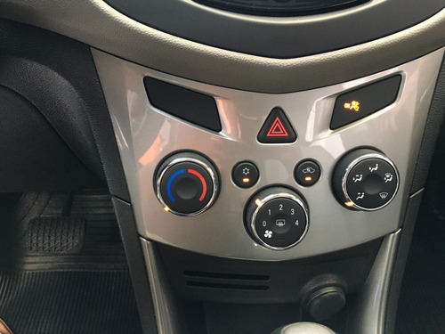 Imagem 10 de 12 de Chevrolet Tracker Ltz 1.8 16v (flex) (aut)