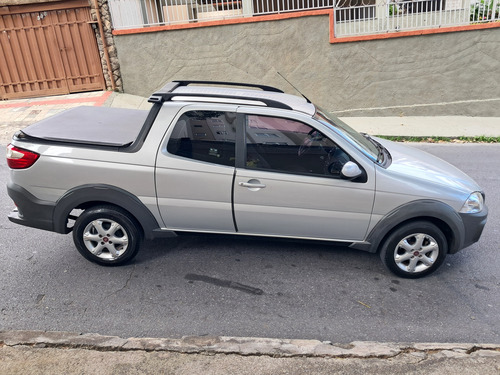 Fiat Strada 1.4 Hard Working Cab. Dupla Flex 3p