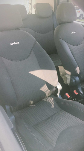 Imagem 12 de 13 de Fiat Uno 2013 1.4 Way Flex 5p