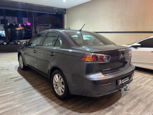 Imagem 3 de 14 de Mitsubishi Lancer 2.0 16v Hle Cvt