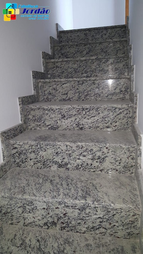Cobertura Com Churrasqueira 70m² De Área Útil + Quintal !! - 1472