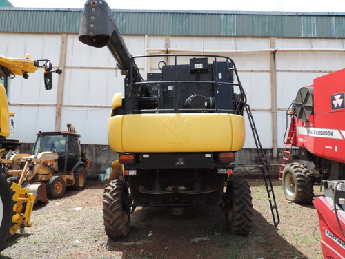Colheitadeira New Hollad - Cr 5080 - Com Plataforma 20 Pés