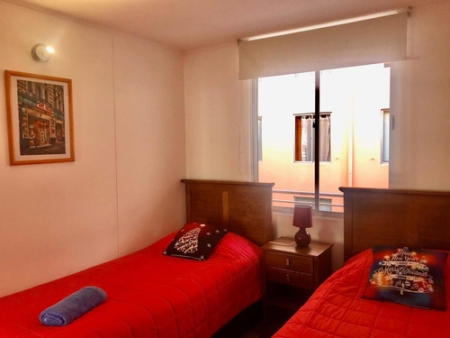 Cosmopolita Rojo Wi-fi 5 Personas La Serena A Pasos Del Mar!