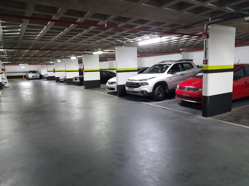 Imagen 5 de 10 de Se Vende Cochera En Olmos Suites Centro