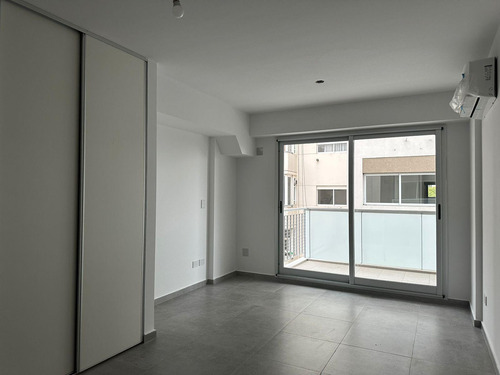 Departamento De 1 Ambiente 40 M2 Totales - Venta - Caballito Norte - Cid Campeador
