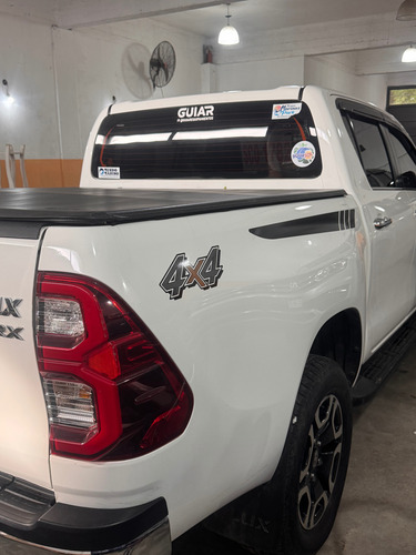 Toyota Hilux Pick-Up 2.8 Cd Srx 204Cv 4X4 At