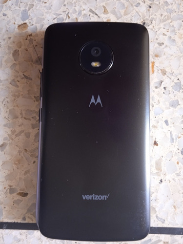 Motorola E4