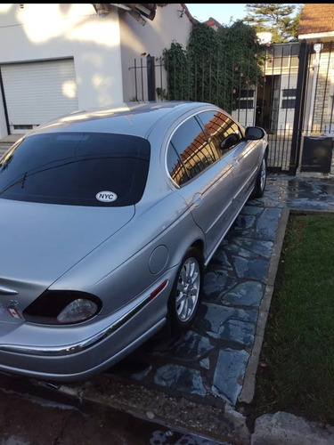 Jaguar X-Type 2.5