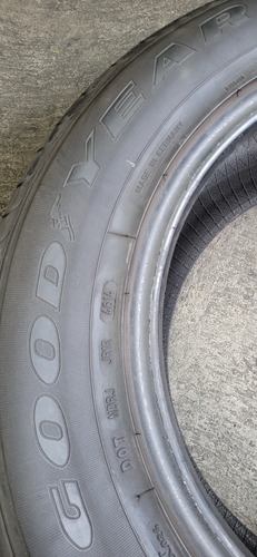 Par De Pneus Goodyear 235/60 R17 102v Efficient Grip Usados (Usado)