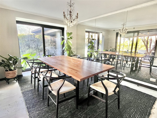 Casa En Venta De 6 Dorm. Condominio Los Trapenses