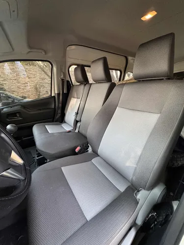 Toyota Hiace 2.7 Ventanas Superlarga Mt