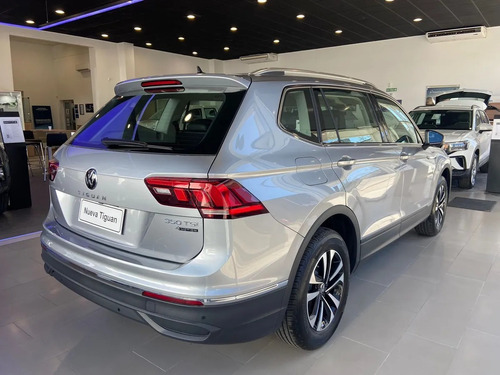 Volkswagen Tiguan Allspace 2.0 Tsi Life 4Motion Dsg