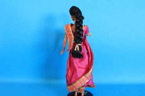Indian Barbie Dolls Of The World Collection 1995 Sin Caja (Usado)