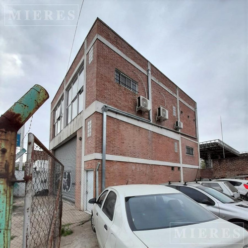Imagen 4 de 10 de Importante Depósito En Venta Sobre Avda. Rolon, San Isidro