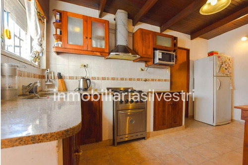 Imagen 10 de 26 de 516 E/ 9 Y 10 Ringuelet - Casa En Venta