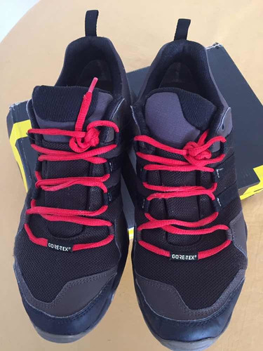 Zapatillas adidas Terrex Ax2r. Goretex