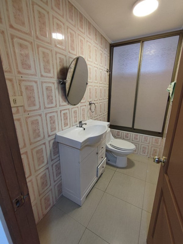 Amplia Casa En Arriendo - Paine