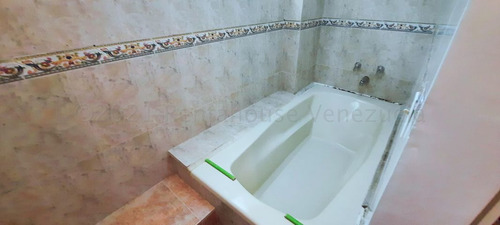 Imagen 11 de 13 de Casa En Venta En Alto Hatillo 21-13876 Caro Fermoso 0424 2083128