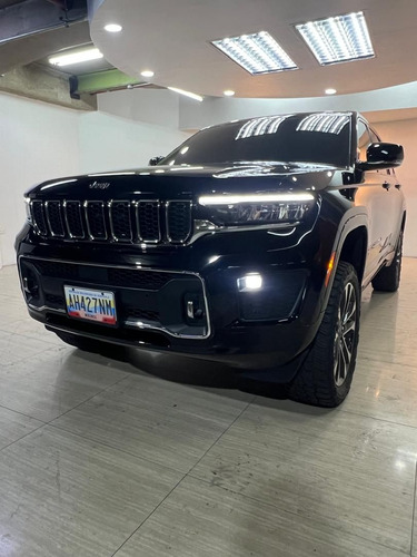 Jeep Grand Cherokee Overland 2023