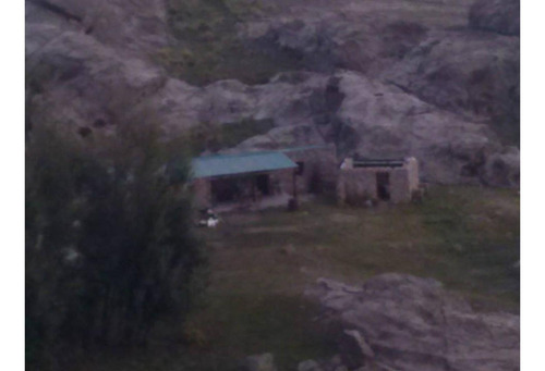 Imagen 1 de 4 de Vendo 180 Hectáreas De Campo De Montaña Entre Nono Y La Cumb