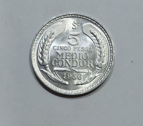 Moneda Chilena De Cinco Pesos Medio Condor Año 1956