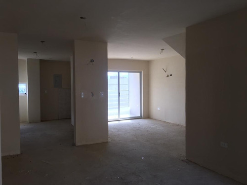 Imagen 4 de 10 de Townhouse En Venta En El Rincón