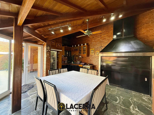 Casa 7 Ambientes En Venta, Villa Ballester